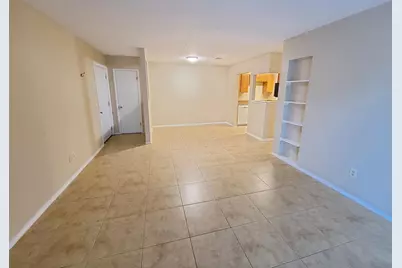 1614 Greenbriar Parkway #4, Gulf Breeze, FL 32563 - Photo 7