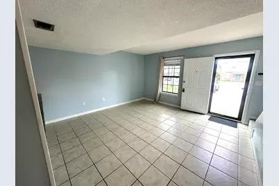 413 NW Sea Rover Lane NW #UNIT F, Fort Walton Beach, FL 32548 - Photo 5