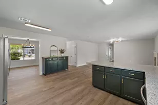 601 E Scott Street E, Pensacola, FL 32503 - Photo 11