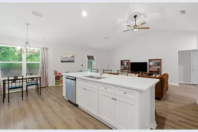 5284 Godfrey Street, Crestview, FL 32539 - Photo 9