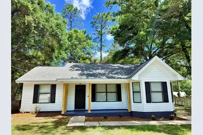 2555 Sunset, Crestview, FL 32536 - Photo 1