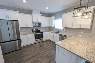 2335 Hadleigh Hills Ct, Navarre, FL 32566 - Photo 7