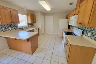 6592 Codell St, Navarre, FL 32566 - Photo 5