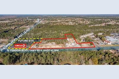 4840 S Ferdon Boulevard S, Crestview, FL 32536 - Photo 1
