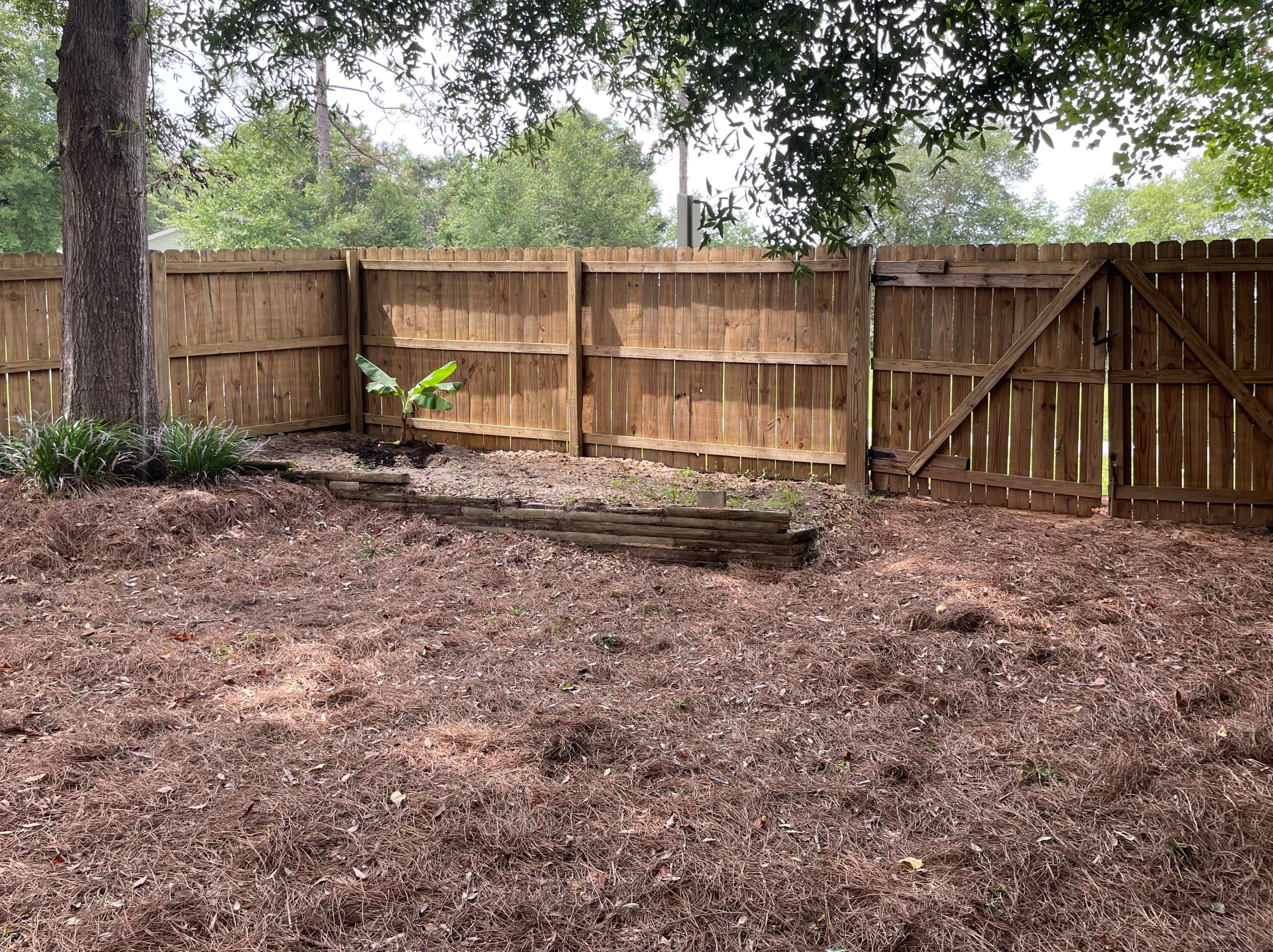 318 Strawbridge Dr, Crestview FL  32539-3006 exterior