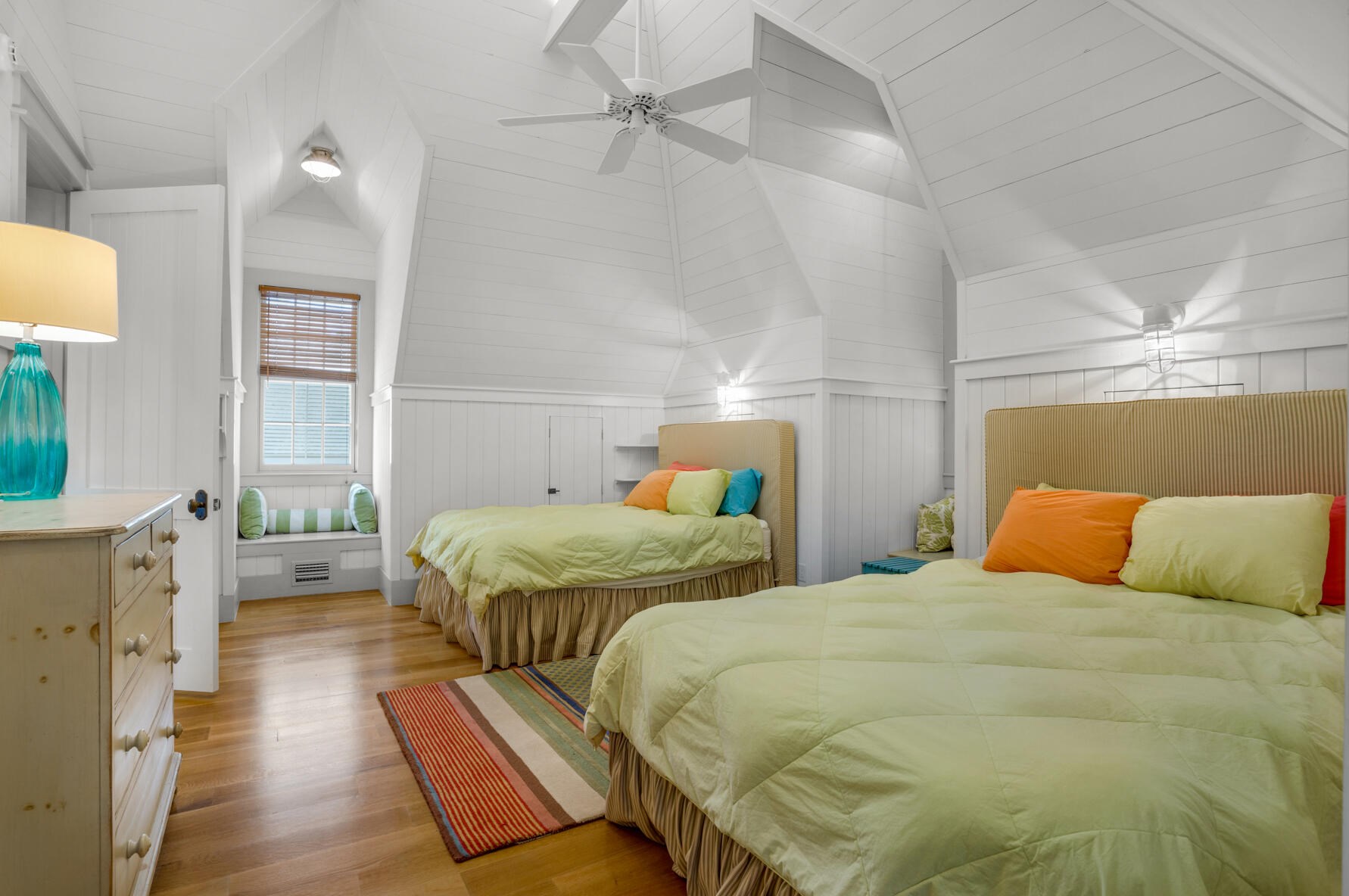 741 Miracle Strip Pkwy, Mary Esther FL  32569-1841 exterior