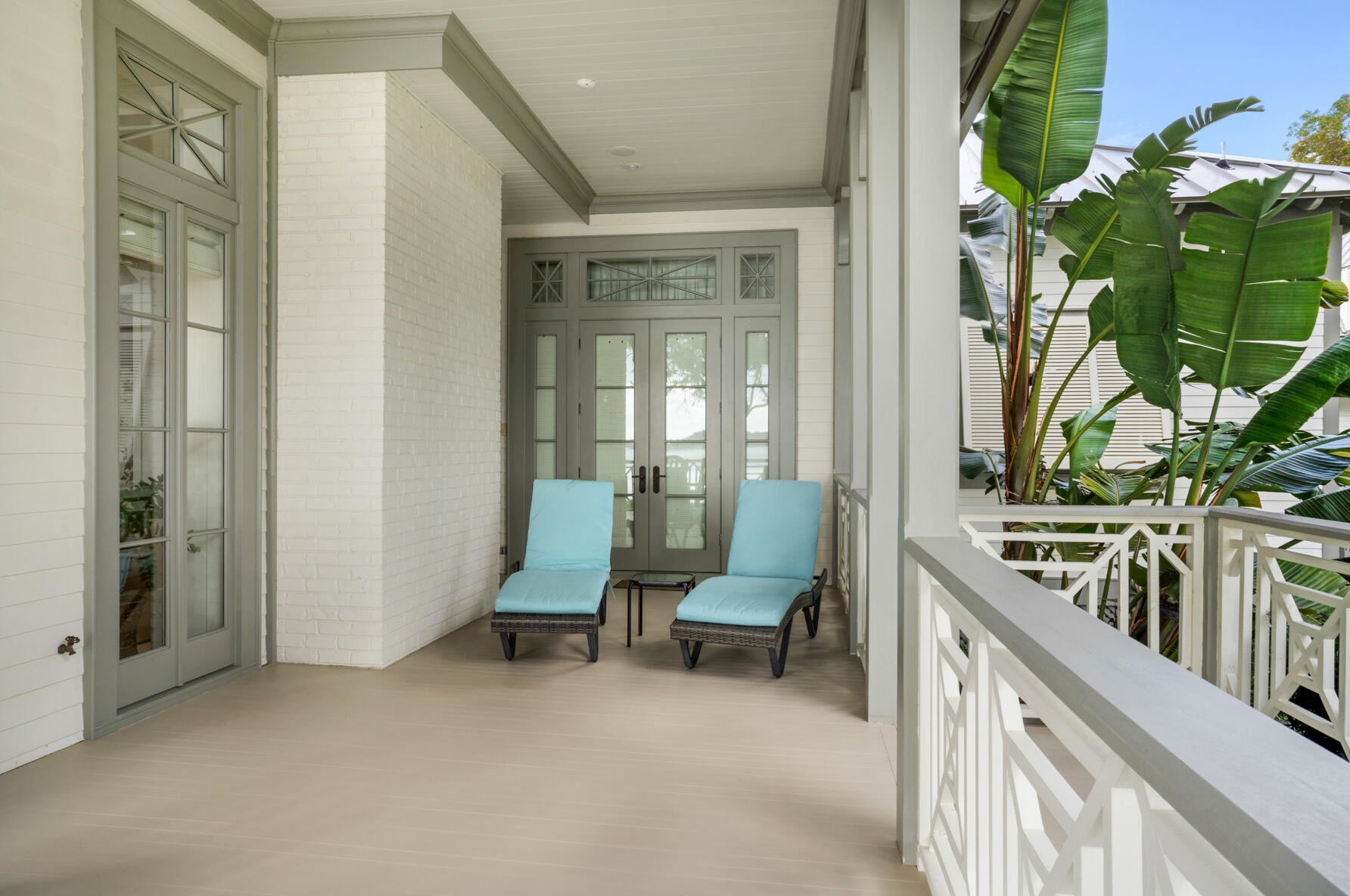 741 Miracle Strip Pkwy, Mary Esther FL  32569-1841 exterior