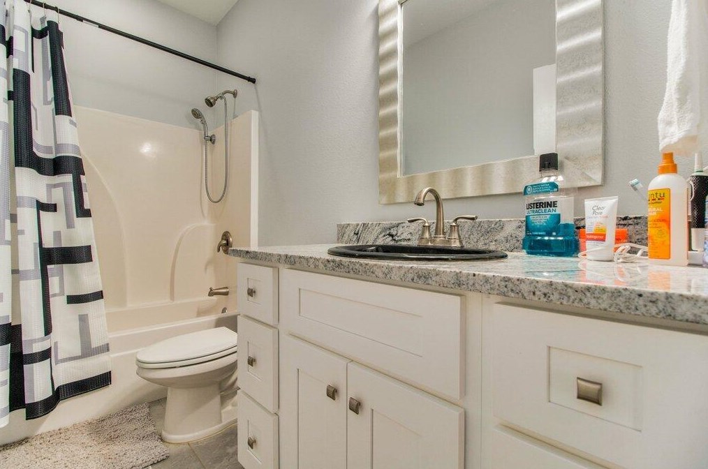 4547 Pfitzer Cir, Crestview FL  32536-2237 exterior