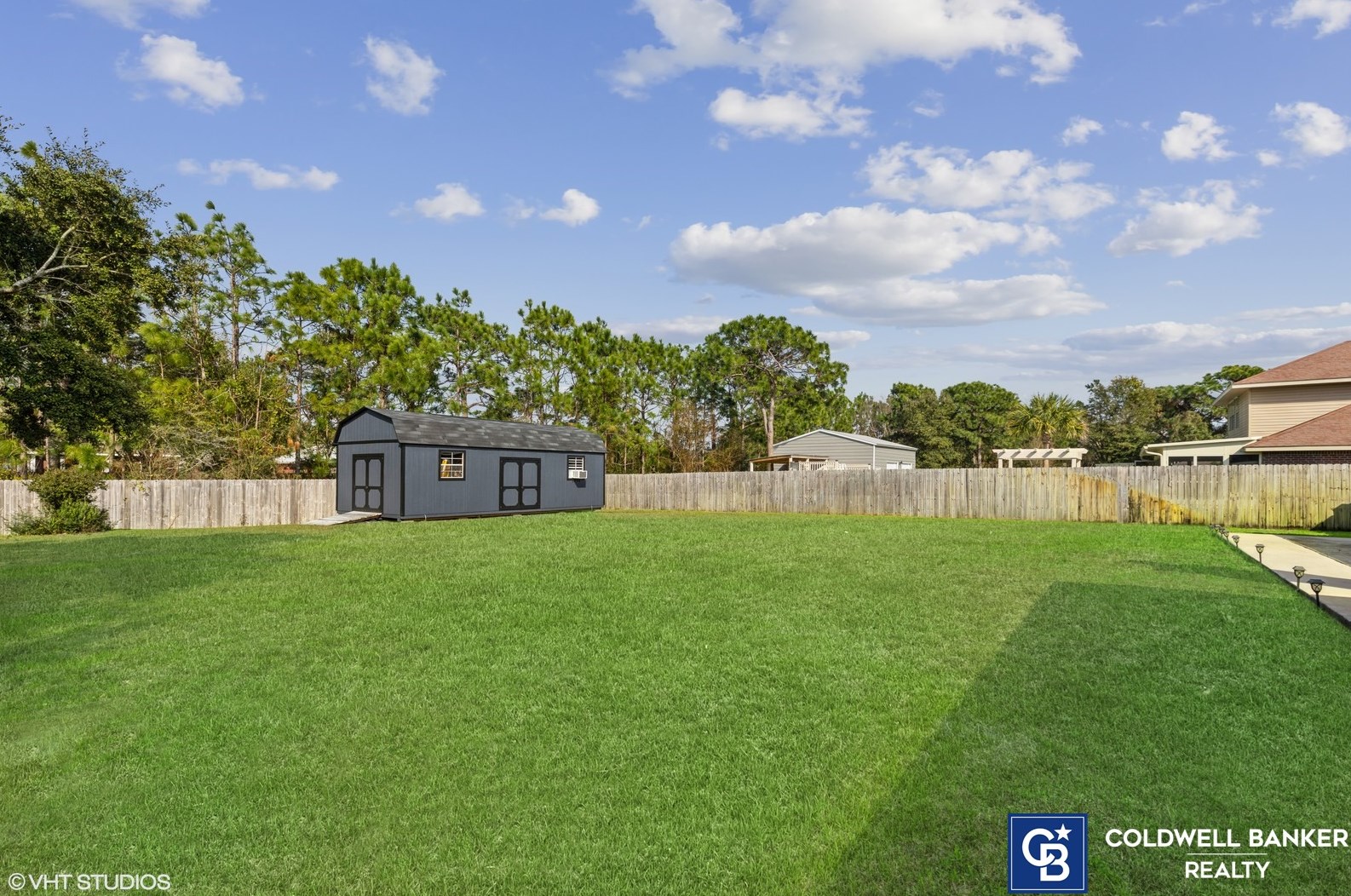 7302 Manatee St, Gulf Breeze FL  32566-7703 exterior