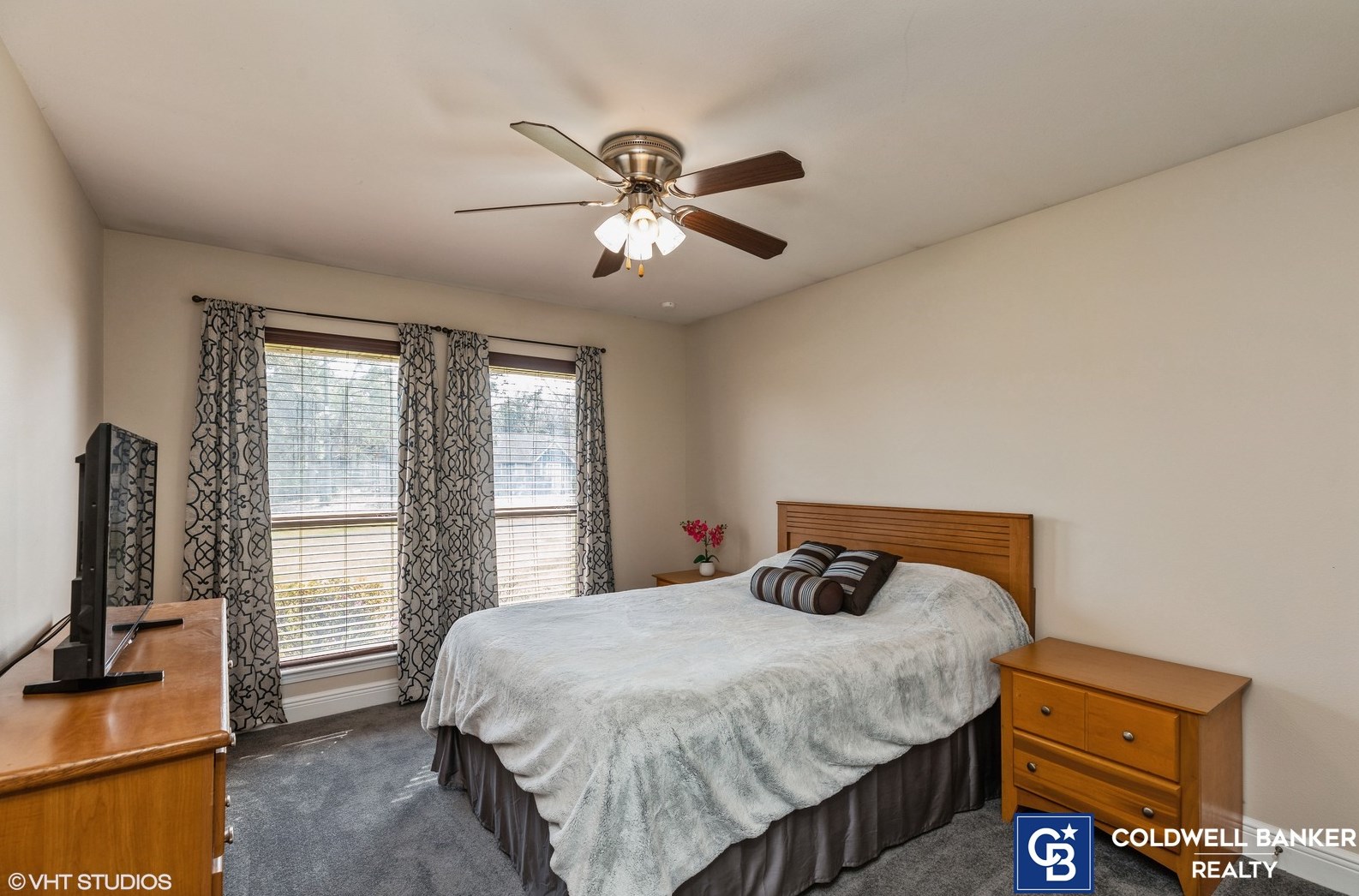 7302 Manatee St, Gulf Breeze FL  32566-7703 exterior