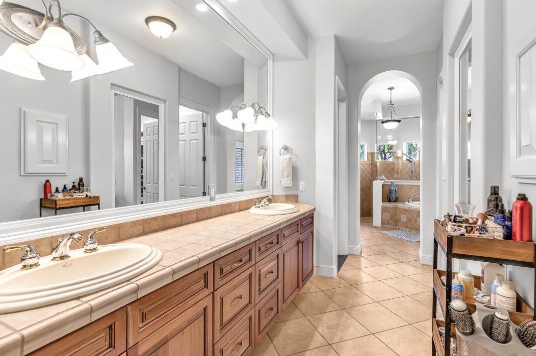 357 Kelly Plantation Dr, Destin FL  32541-3404 exterior