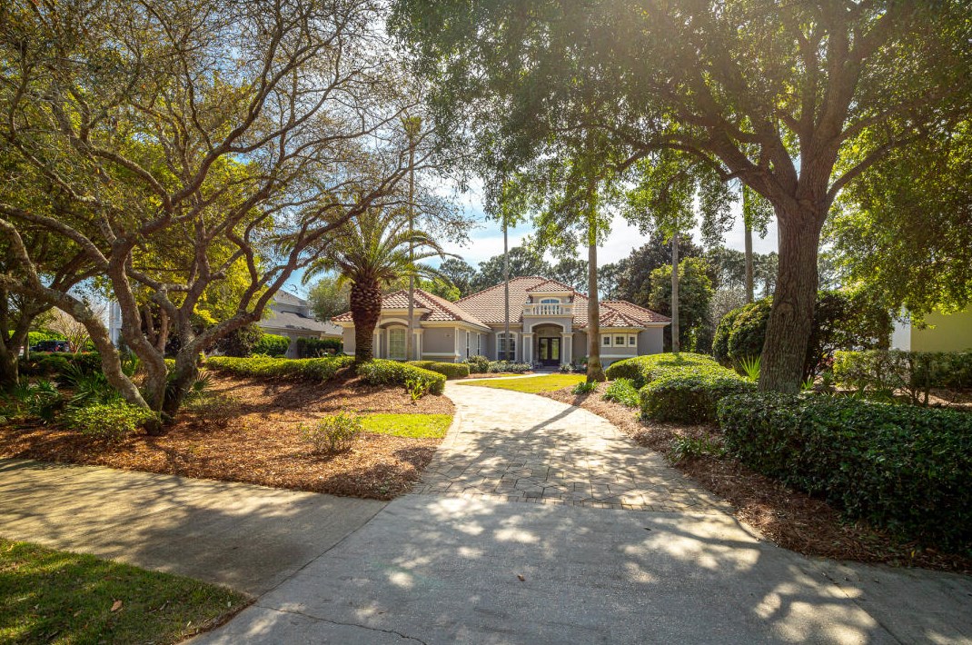357 Kelly Plantation Dr, Destin FL  32541-3404 exterior