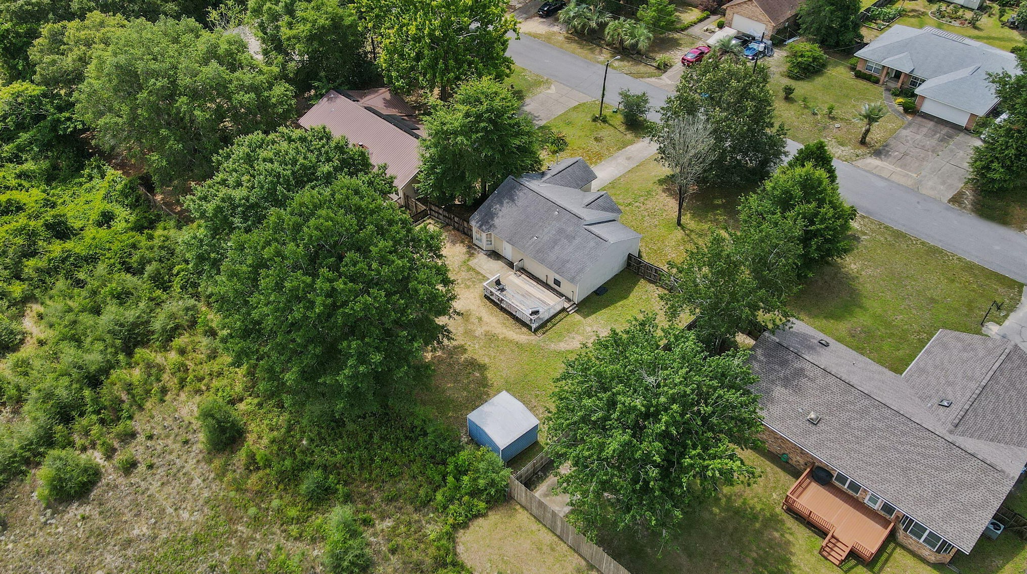 219 Grand Prix Dr, Crestview FL  32536-9296 exterior