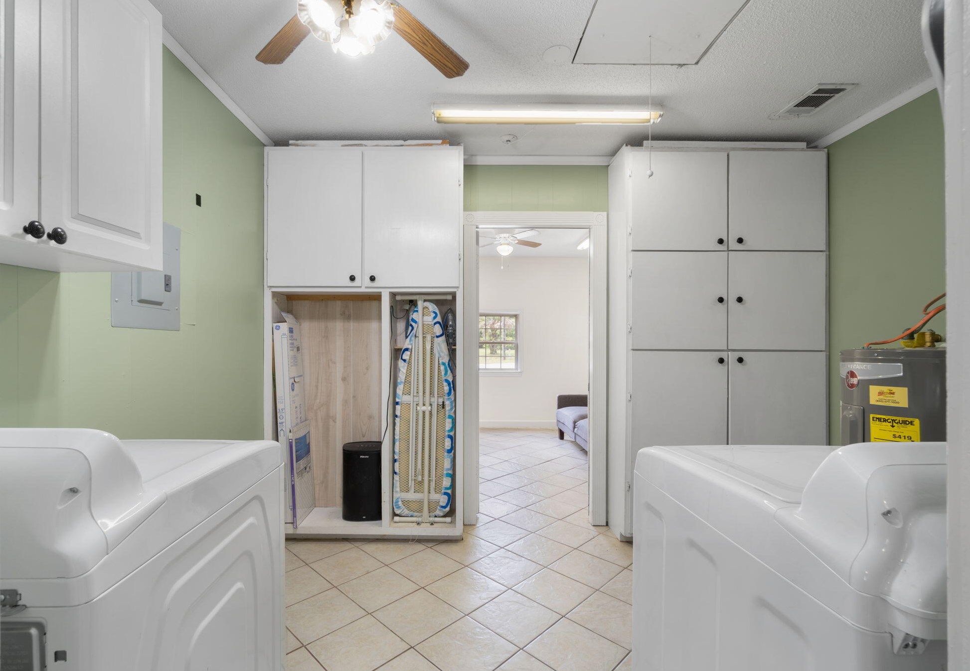 219 Grand Prix Dr, Crestview FL  32536-9296 exterior