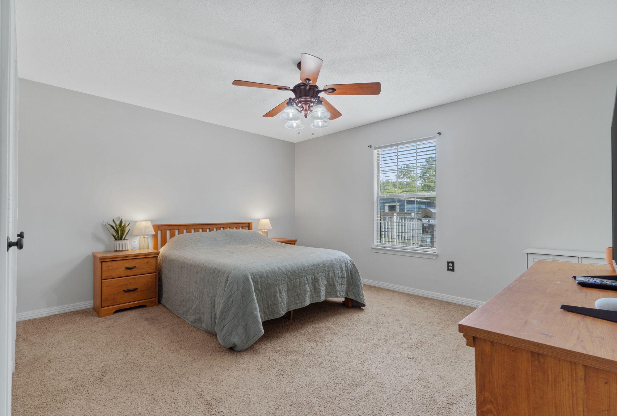 219 Grand Prix Dr, Crestview FL  32536-9296 exterior