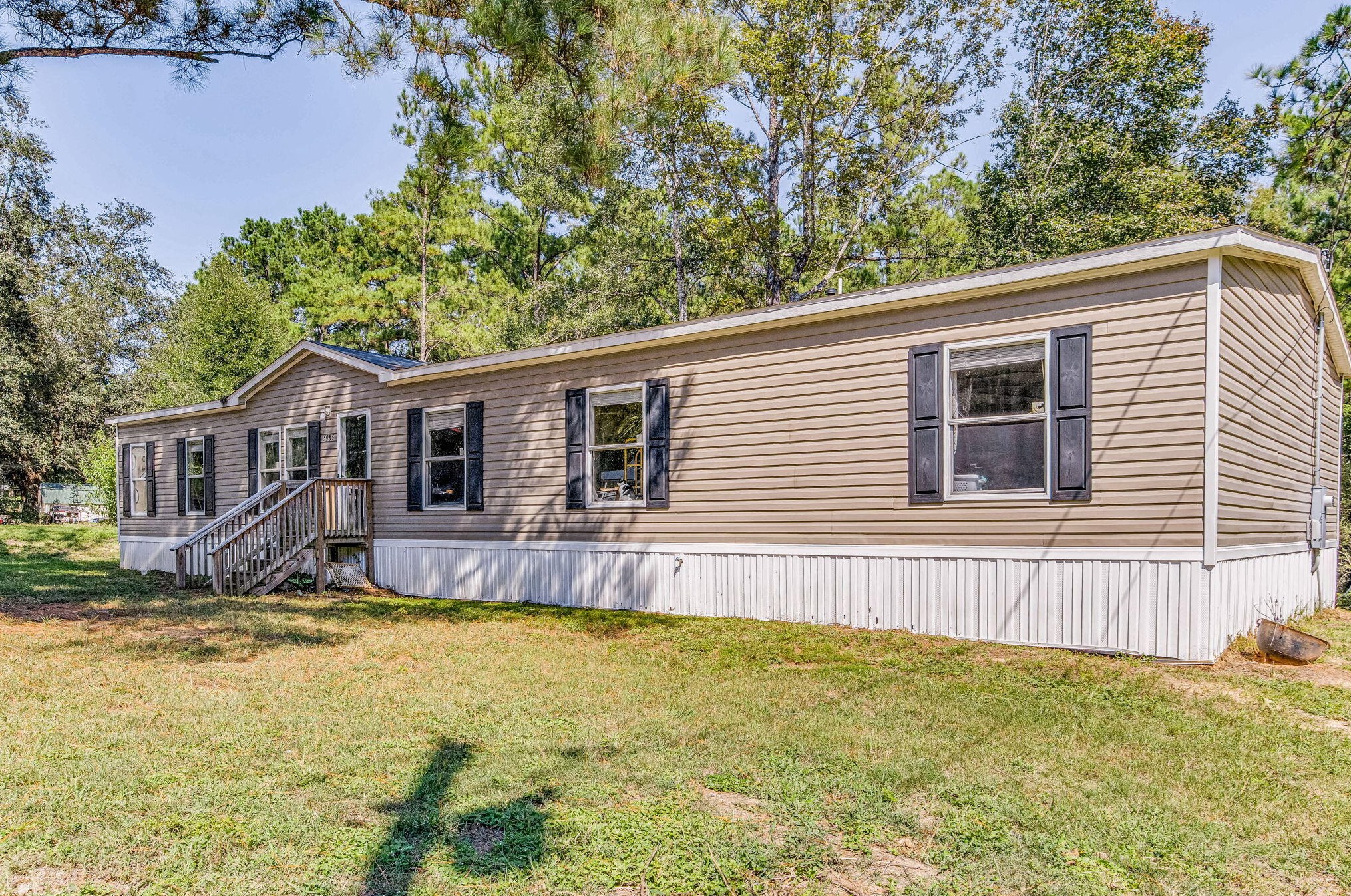 5985 Chardee Rd, Crestview FL  32539-9507 exterior