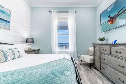 8082 Gulf Boulevard, Navarre, FL 32566 - Photo 33