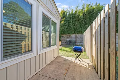 4735 Huron Drive, Pensacola, FL 32507 - Photo 17