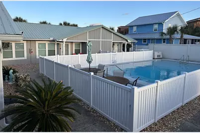 104 Ellis Road #APT 4, Miramar Beach, FL 32550 - Photo 3