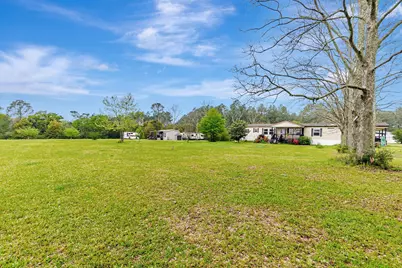 547 New Harmony Loop, Defuniak Springs, FL 32433 - Photo 3