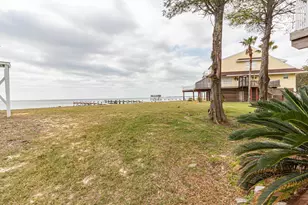 117 Bayshore Dr, Pensacola, FL 32507 - Photo 47