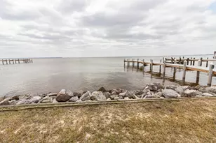 117 Bayshore Dr, Pensacola, FL 32507 - Photo 49