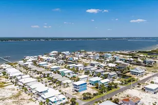 1487 Homeport Dr, Navarre, FL 32566 - Photo 47