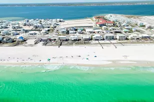 7433 Gulf Blvd, Navarre, FL 32566 - Photo 29