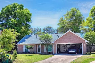 4568 Kate Ct, Niceville, FL 32578 - Photo 1