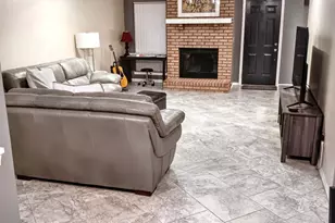 4568 Kate Ct, Niceville, FL 32578 - Photo 11