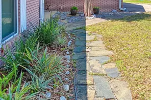 4568 Kate Ct, Niceville, FL 32578 - Photo 3