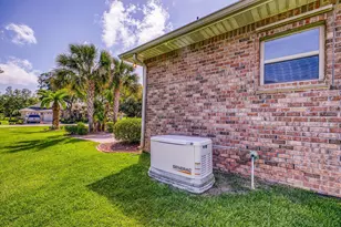 2796 Pebble Beach Dr, Navarre, FL 32566 - Photo 77