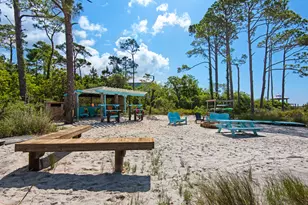 2092 Pritchard Point Dr, Navarre, FL 32566 - Photo 43