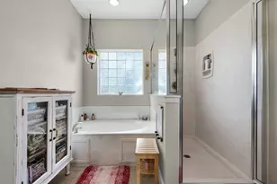 2092 Pritchard Point Dr, Navarre, FL 32566 - Photo 25