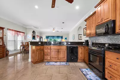 2092 Pritchard Point Drive, Navarre, FL 32566 - Photo 17