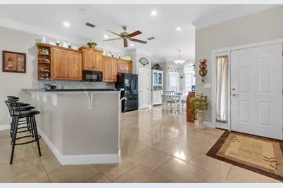 2092 Pritchard Point Drive, Navarre, FL 32566 - Photo 15