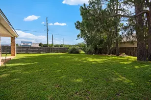 2092 Pritchard Point Dr, Navarre, FL 32566 - Photo 39