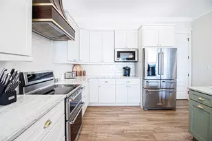 7337 Grand Navarre Blvd, Navarre, FL 32566 - Photo 11