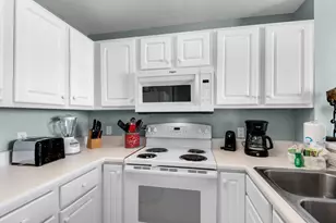 8577 Gulf Blvd, Navarre, FL 32566 - Photo 15