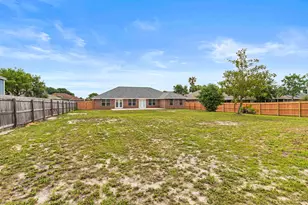 1871 Falling Leaves Ct, Navarre, FL 32566 - Photo 19