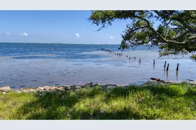 5161 Soundside Drive, Gulf Breeze, FL 32563 - Photo 27