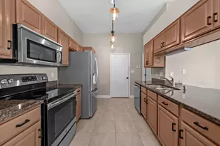 303 Patricia Ln, Fort Walton Beach, FL 32547 - Photo 25