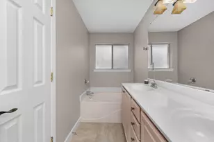 303 Patricia Ln, Fort Walton Beach, FL 32547 - Photo 45