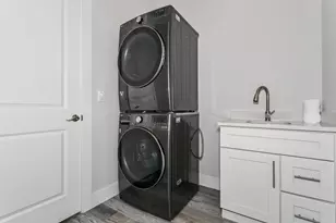 1446 Tina Dr, Navarre, FL 32566 - Photo 43