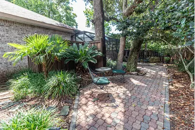 6955 Turnberry Circle, Navarre, FL 32566 - Photo 45