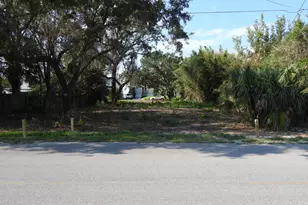 3150 Linden Ave, Gulf Breeze, FL 32563 - Photo 1