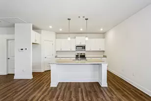 4016 Watergate Dr, Milton, FL 32570 - Photo 9