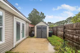 1833 Hunters Path, Fort Walton Beach, FL 32547 - Photo 35