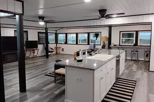 7476 Gulf Blvd, Navarre, FL 32566 - Photo 15