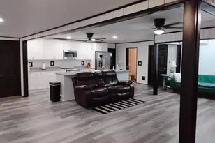 7476 Gulf Blvd, Navarre, FL 32566 - Photo 11